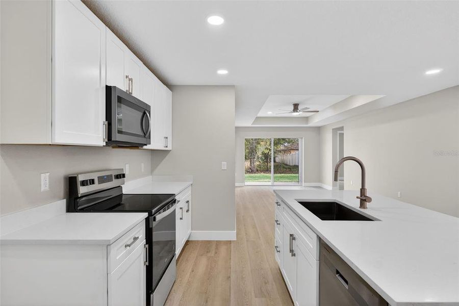 Furnished interior view inside a new home in , Orlando (Image 7).