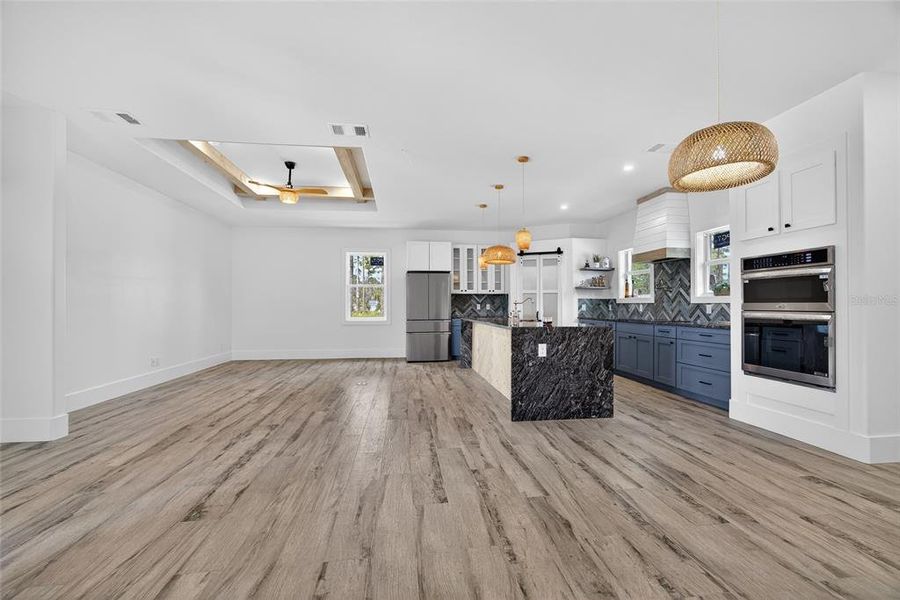 Spacious, unfurnished interior of a new home in , Port Charlotte (Image 34).