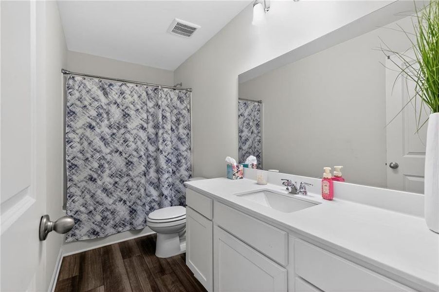 Furnished interior view inside a new home in Meriwether Place, Villa Rica (Image 9).