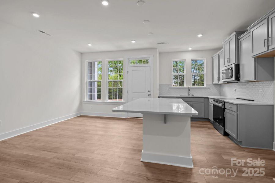 Furnished interior view inside a new home in Greenway Overlook, Charlotte (Image 10). Furnished interior view inside a new home in Greenway Overlook, Charlotte (Image 10).