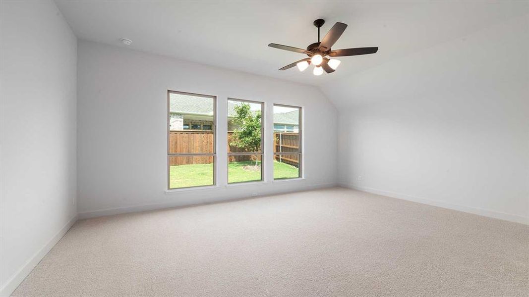 Spacious, unfurnished interior of a new home in Hillstead 50', Lavon (Image 18).