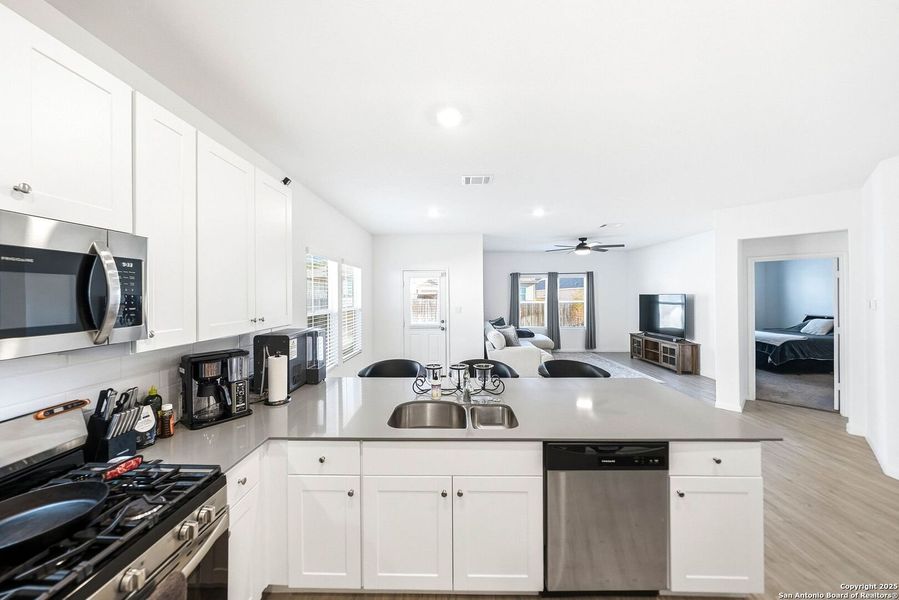Furnished interior view inside a new home in , Bulverde (Image 5). Furnished interior view inside a new home in , Bulverde (Image 5).