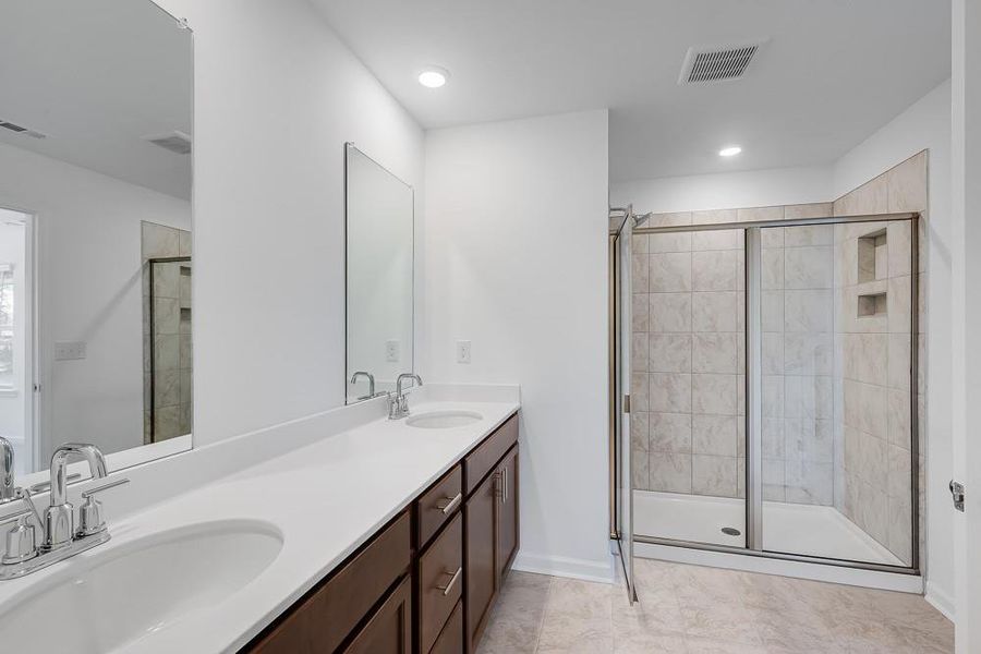 Furnished interior view inside a new home in Hampton Trace, Marietta (Image 14).