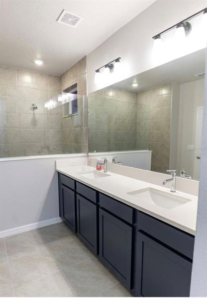 Furnished interior view inside a new home in Weslyn Park in Sunbridge 34', St. Cloud (Image 8).