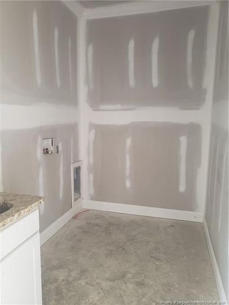 Laundry room with sink Laundry room with sink