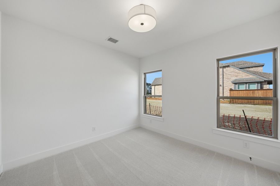 Spacious, unfurnished interior of a new home in Aster Park, McKinney (Image 20). Spacious, unfurnished interior of a new home in Aster Park, McKinney (Image 20).