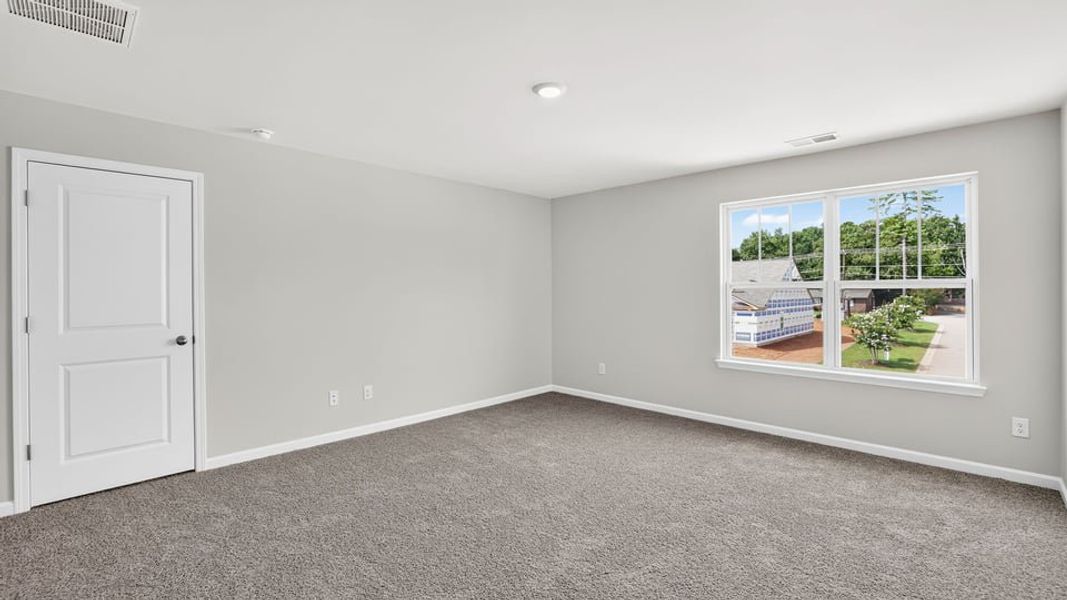 Spacious, unfurnished interior of a new home in Harper Ridge, Roebuck (Image 32).