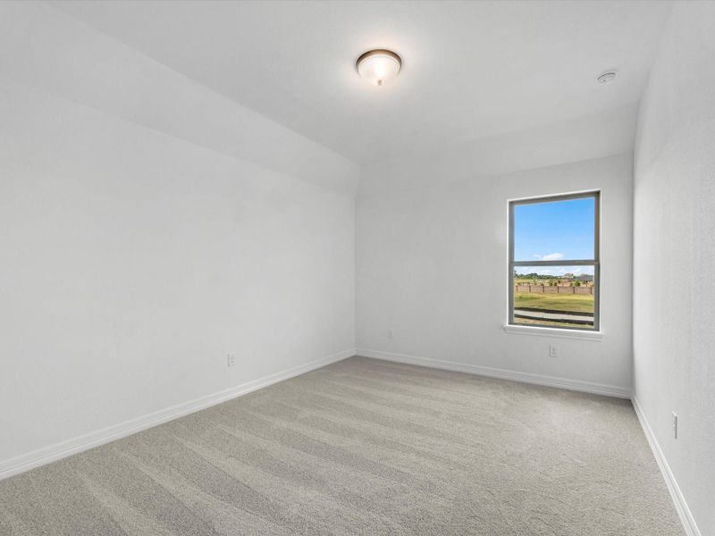 Spacious, unfurnished interior of a new home in Sunterra Lakes, Brookshire (Image 23).