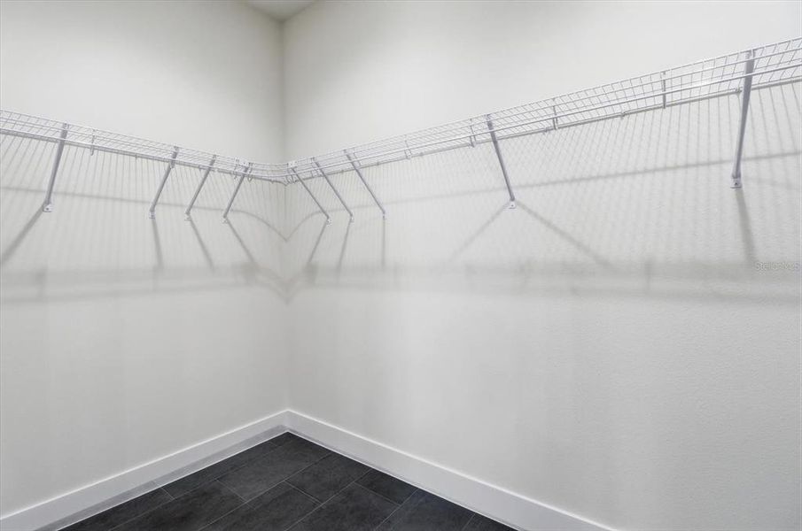 Spacious, unfurnished interior of a new home in , Ocala (Image 30).