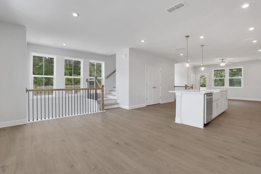 Spacious, unfurnished interior of a new home in Towne Village at Suwanee Dam, Sugar Hill (Image 21).