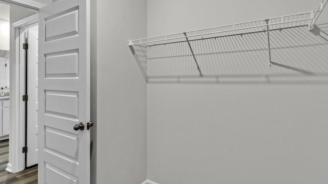 Spacious, unfurnished interior of a new home in Bailey Park, Fayetteville (Image 22).