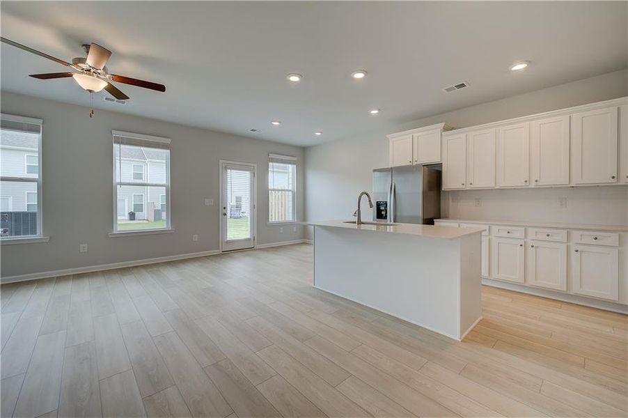 Spacious, unfurnished interior of a new home in Avery Landing, McDonough (Image 26).
