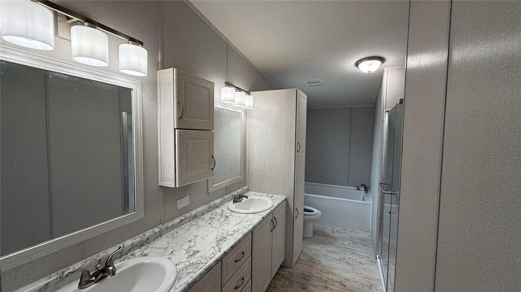 Image 11 of a home in . Image 11 of a home in .