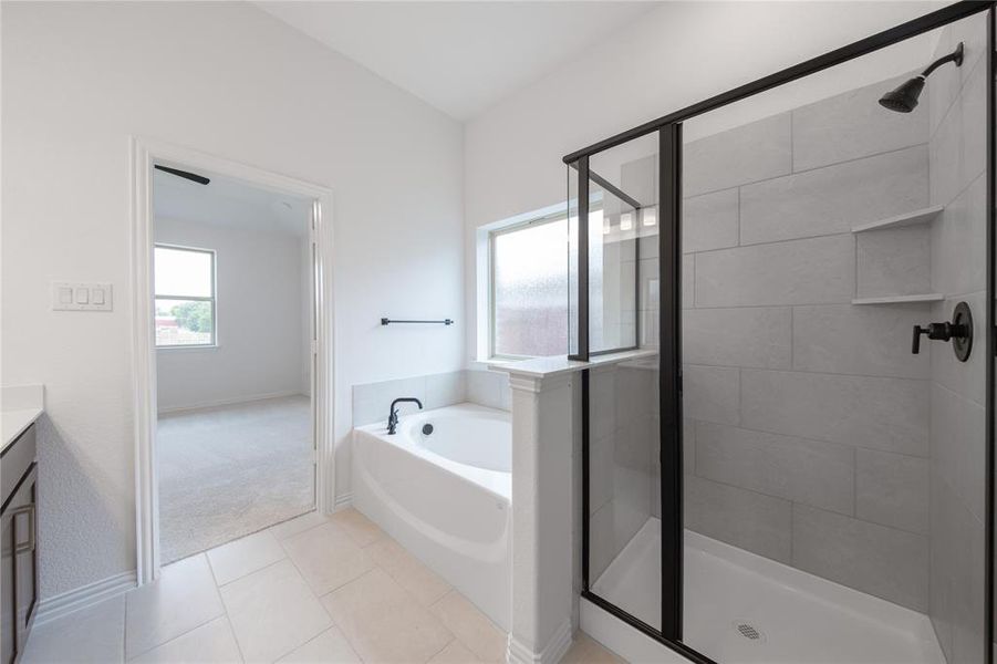 Furnished interior view inside a new home in Chalk Hill, Celina (Image 7).