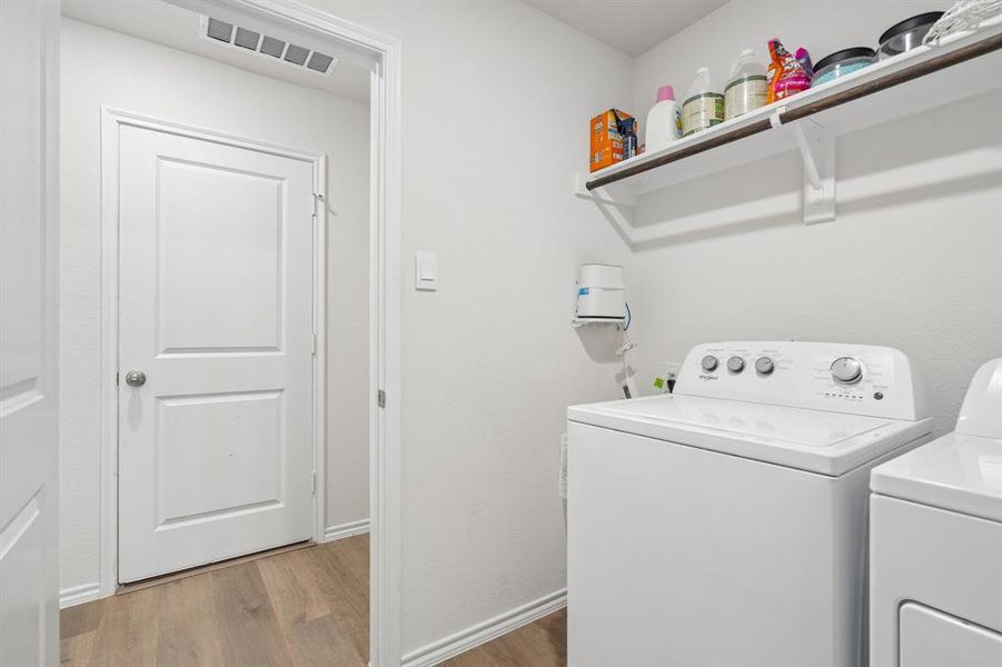 Image 32 of a home in Frontier Pointe.