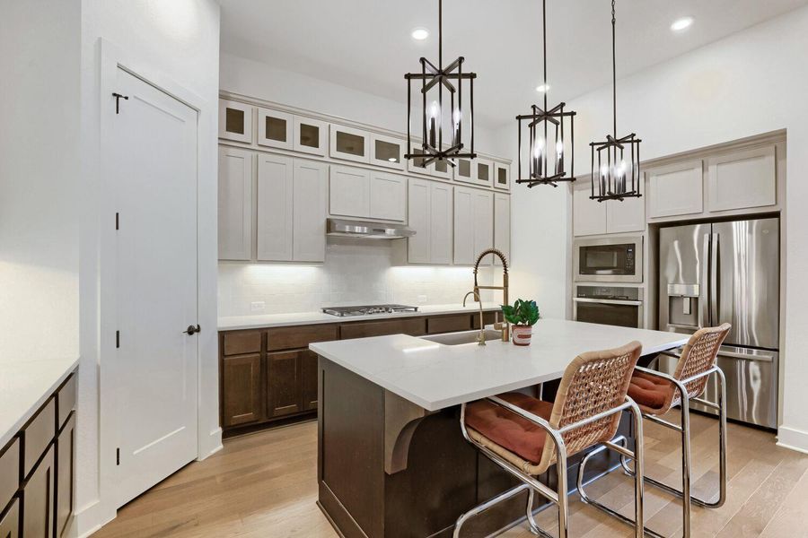 Furnished interior view inside a new home in 6 Creeks at Waterridge, Kyle (Image 16).