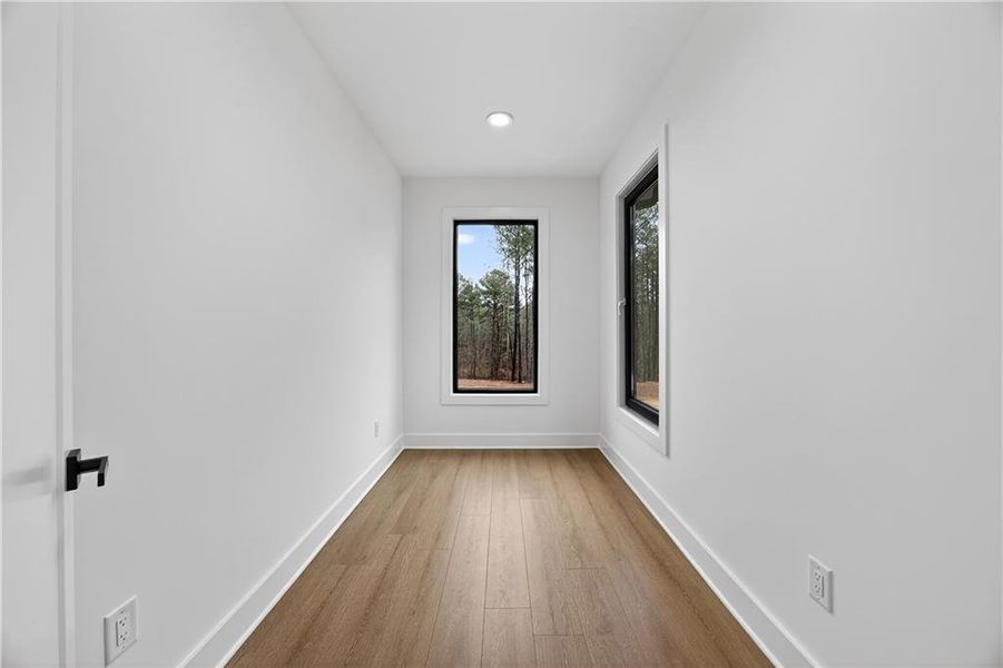 Spacious, unfurnished interior of a new home in , Auburn (Image 31).