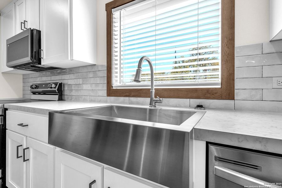 Close-up of interior finishes inside a home in , La Vernia (Image 18). Close-up of interior finishes inside a home in , La Vernia (Image 18).