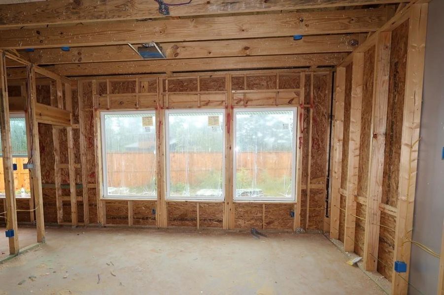Spacious, unfurnished interior of a new home in Grand Central Park 55' Homesites, Conroe (Image 7).
