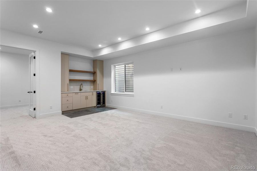 Spacious, unfurnished interior of a new home in , Denver (Image 44).