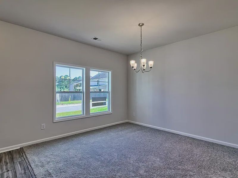 Spacious, unfurnished interior of a new home in Emanuel Creek, West Columbia (Image 11).
