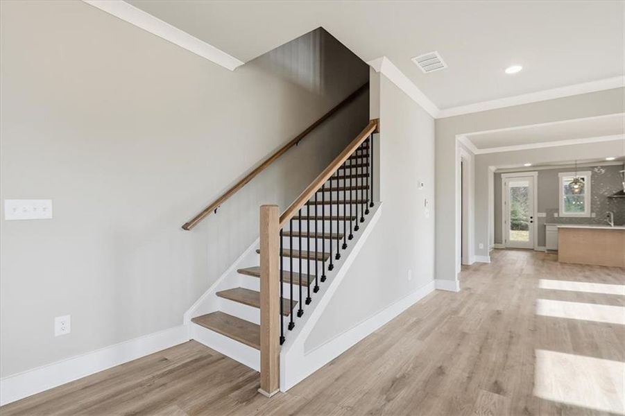 Spacious, unfurnished interior of a new home in , Statham (Image 25).