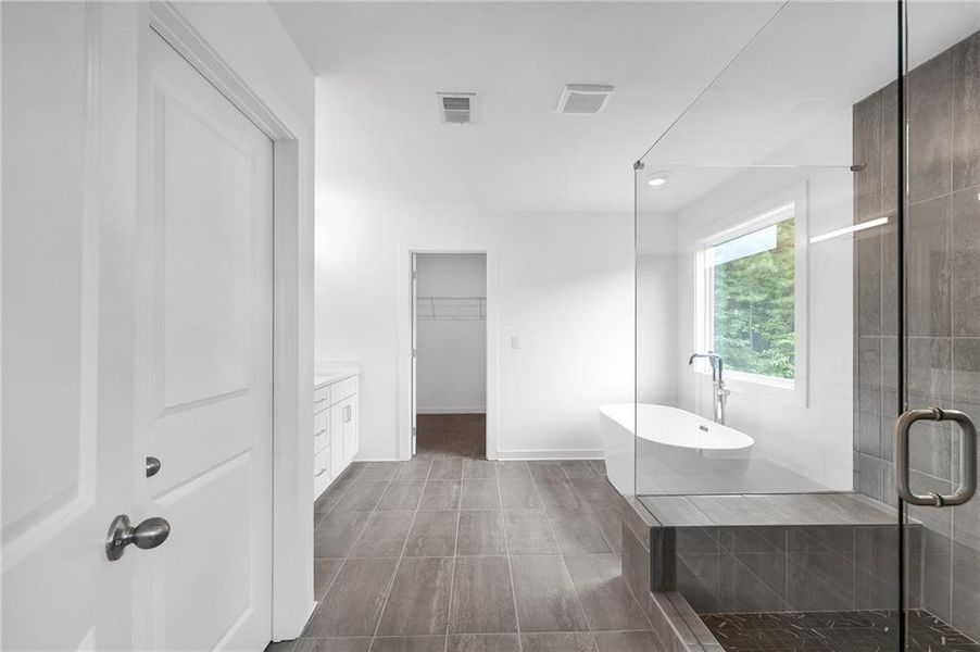 Furnished interior view inside a new home in , Atlanta (Image 10).
