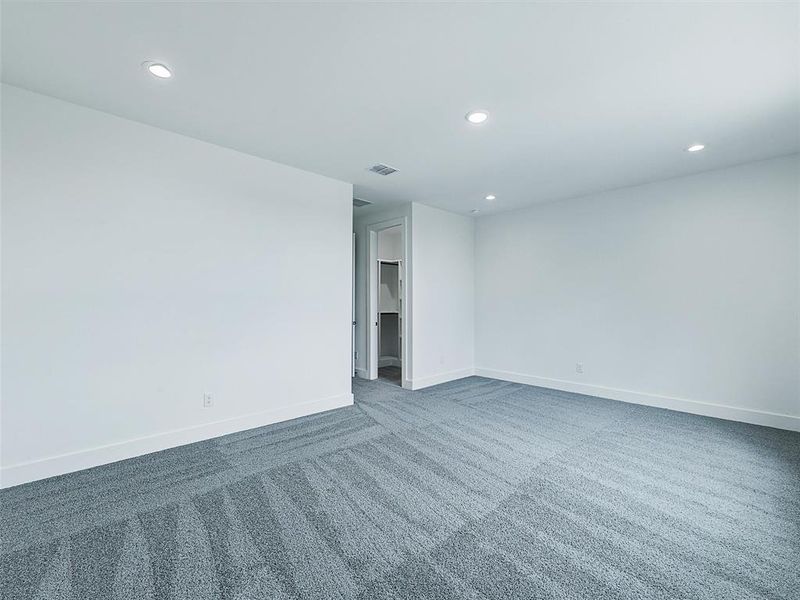 Spacious, unfurnished interior of a new home in , Gunter (Image 33). Spacious, unfurnished interior of a new home in , Gunter (Image 33).