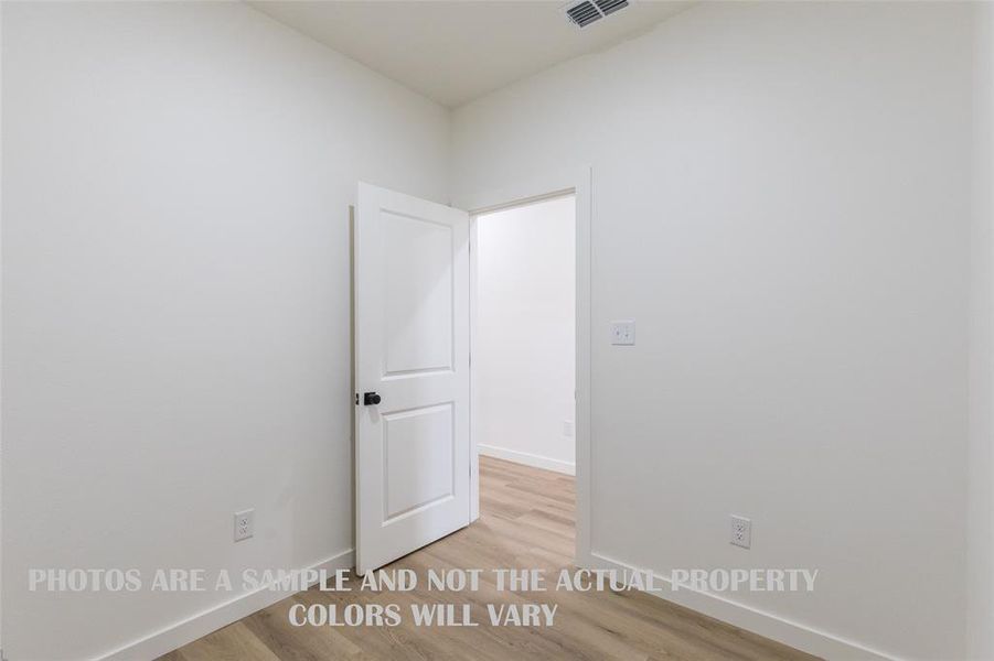Spacious, unfurnished interior of a new home in , Abilene (Image 8).
