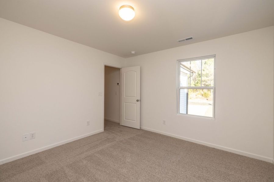 Spacious, unfurnished interior of a new home in Grandview, Albemarle (Image 23).