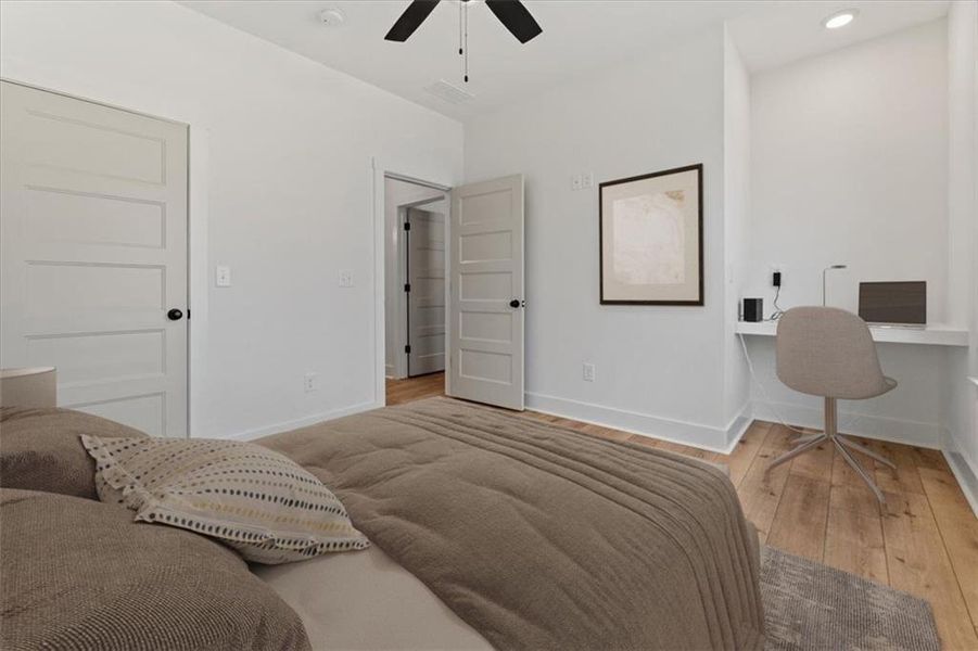 Furnished interior view inside a new home in , Gainesville (Image 37).