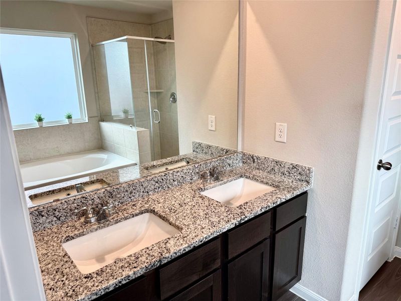 Furnished interior view inside a new home in Charleston Heights, Rosharon (Image 7).