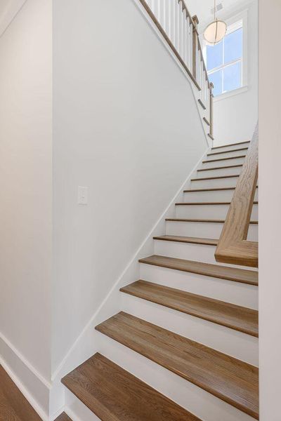 Spacious, unfurnished interior of a new home in Kings River Preserve, Hollywood (Image 29).