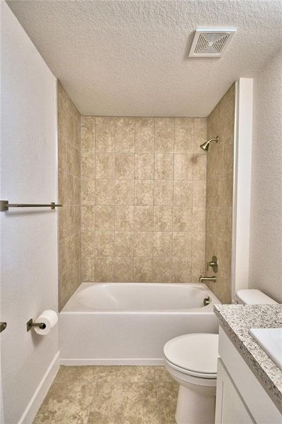 Furnished interior view inside a new home in Cadence Crossing, Auburndale (Image 12). Furnished interior view inside a new home in Cadence Crossing, Auburndale (Image 12).