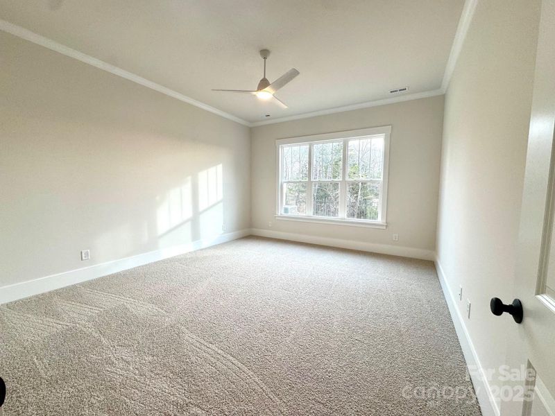 Spacious, unfurnished interior of a new home in Cumberland, Concord (Image 22).