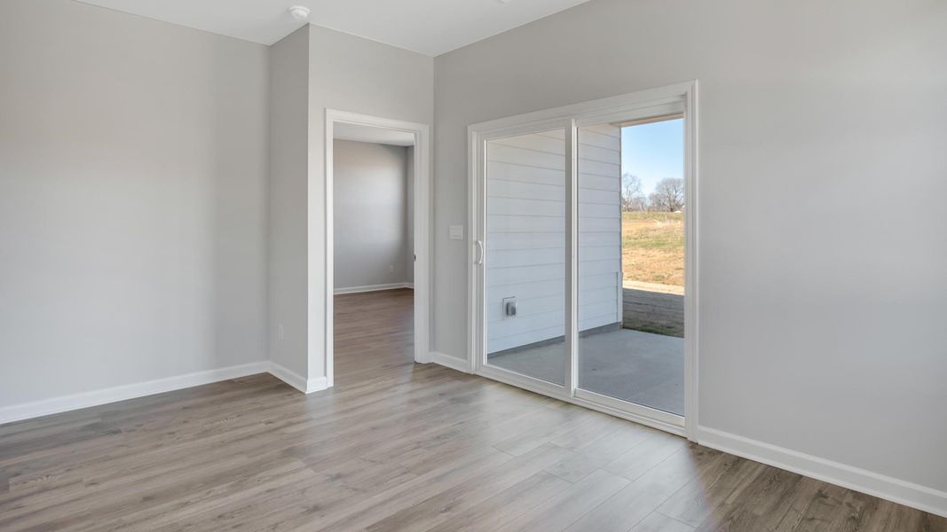 Spacious, unfurnished interior of a new home in Nexus South, Gallatin (Image 16).