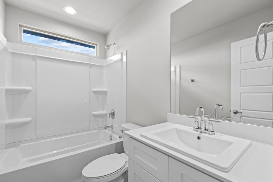 Representative furnished interior of a home built from the Shelby by D.R. Horton in Yukon Ridge, Odessa (Image 14). Representative furnished interior of a home built from the Shelby by D.R. Horton in Yukon Ridge, Odessa (Image 14).