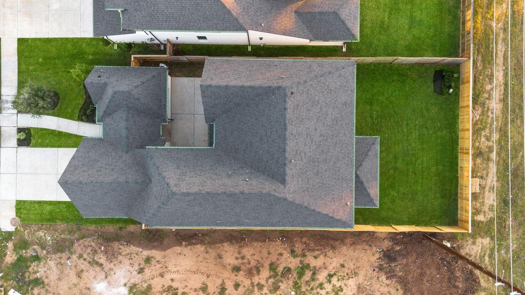 Exterior details and patio area of a home in Sienna 45', 50', Missouri City (Image 4). Exterior details and patio area of a home in Sienna 45', 50', Missouri City (Image 4).