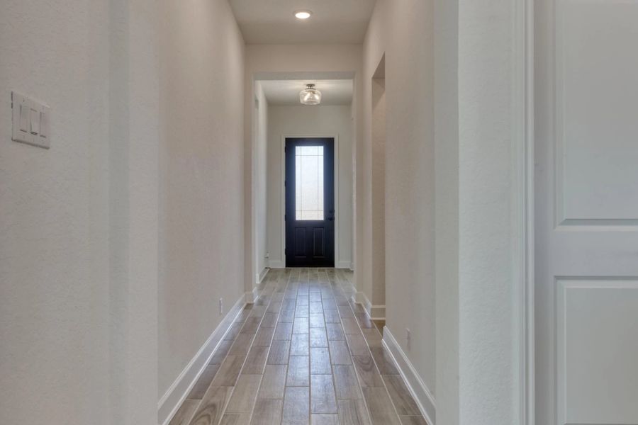 Spacious, unfurnished interior of a new home in Megan's Landing, Castroville (Image 10). Spacious, unfurnished interior of a new home in Megan's Landing, Castroville (Image 10).