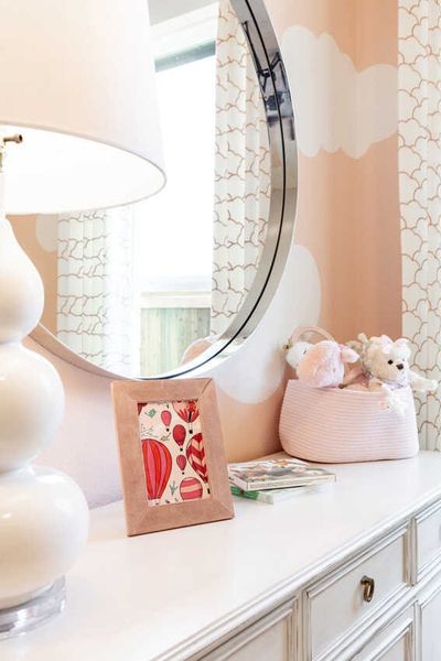 Representative interior finishes for a home built from the Monet-SS Plan by Highland Homes in The Crossvine, Schertz (Image 27). Representative interior finishes for a home built from the Monet-SS Plan by Highland Homes in The Crossvine, Schertz (Image 27).