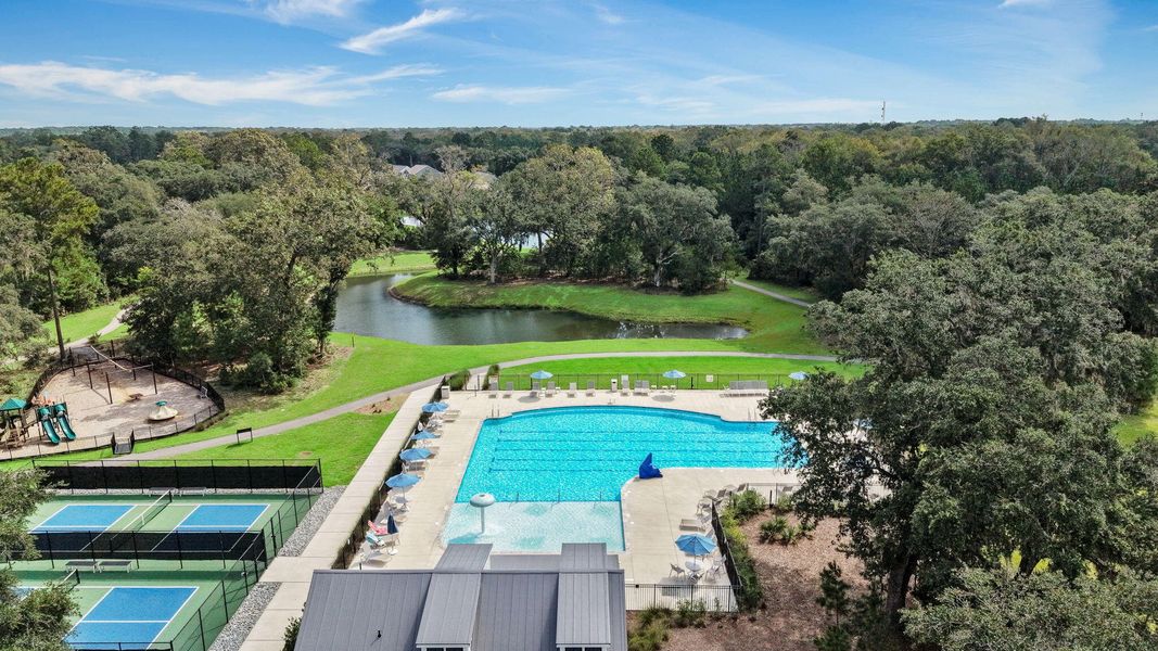 Community amenities in Sea Island Preserve, Johns Island (Image 60).