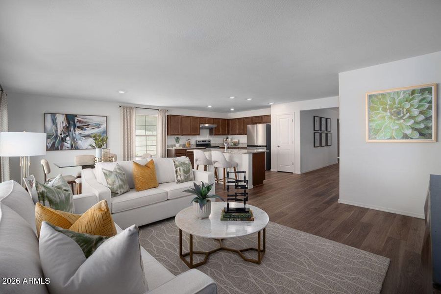 VINYL PLANK FLOORING THROUGHOUT