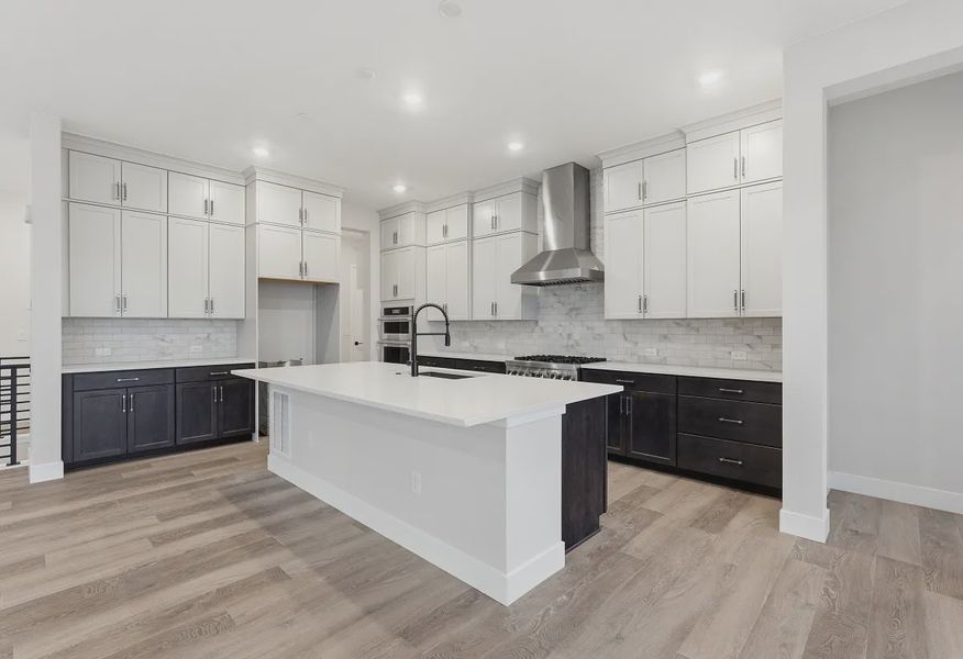 Homesite 8 Kitchen - 7 of 23