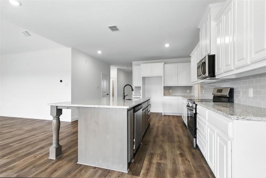 Furnished interior view inside a new home in Stoneview, Glen Rose (Image 11). Furnished interior view inside a new home in Stoneview, Glen Rose (Image 11).