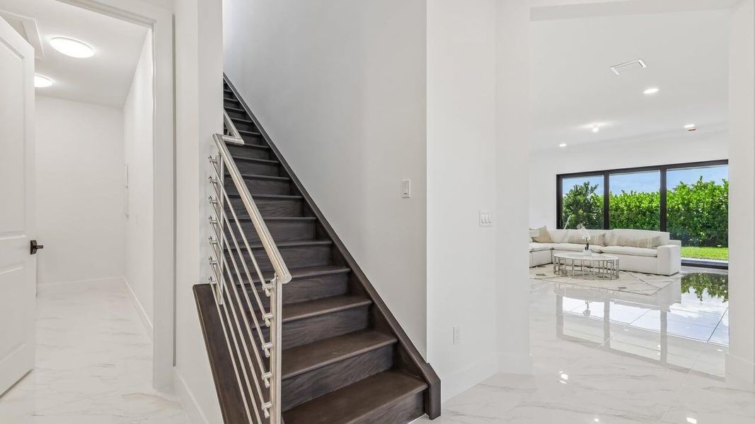 Stairs to Bonus