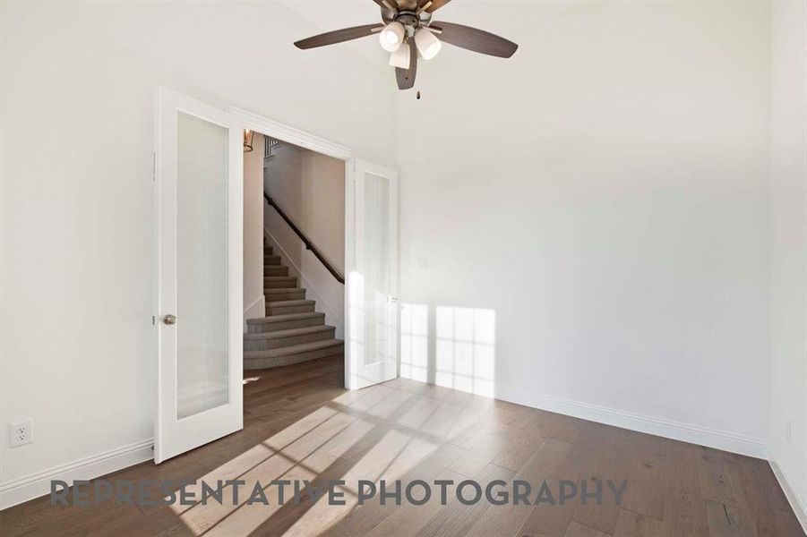 Spacious, unfurnished interior of a new home in Mustang Lakes, Celina (Image 8).