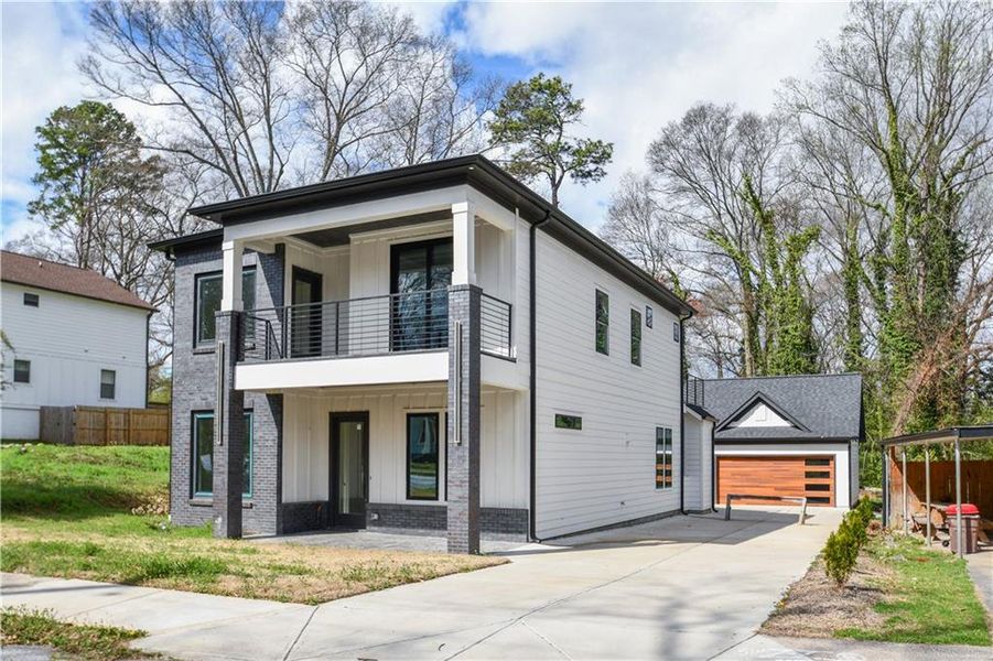 Image 37 of a home in .