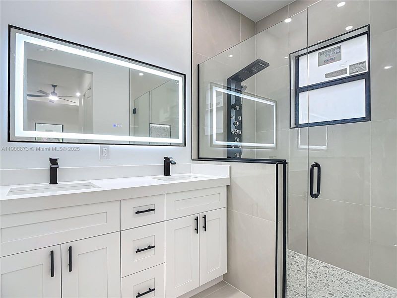 Furnished interior view inside a new home in , Lehigh Acres (Image 8).