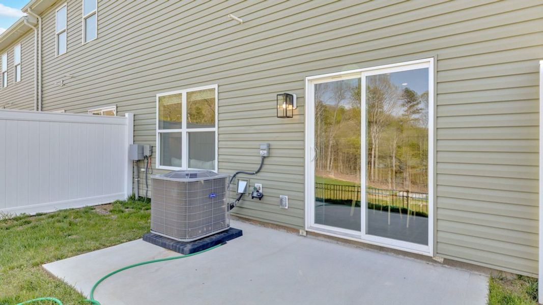 Exterior details and patio area of a home in Cherokee Crossing, Kodak (Image 2). Exterior details and patio area of a home in Cherokee Crossing, Kodak (Image 2).