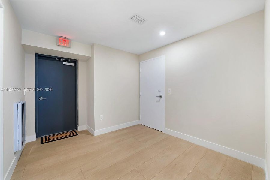 Spacious, unfurnished interior of a new home in , Miami (Image 19).